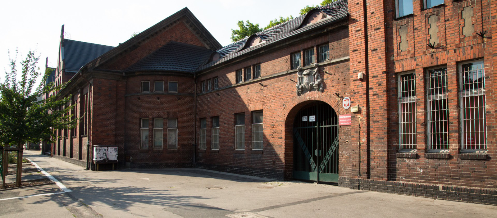 Szkoła - ul. Słowackiego 54